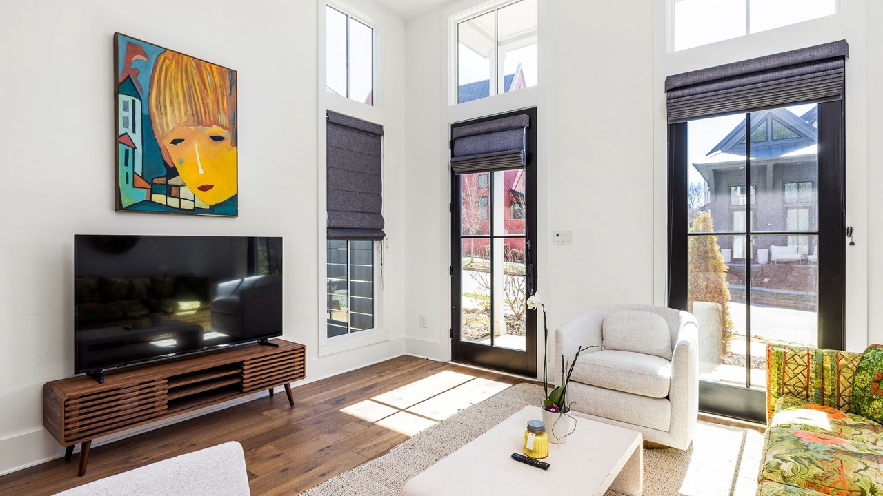 Photo of Livingroom in Chattahoochee Hills