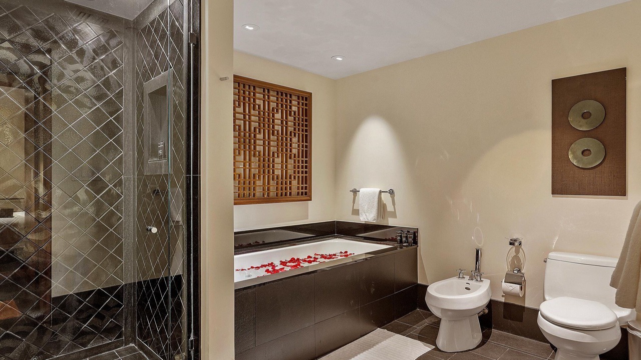 Photo of Bathroom in City Center
