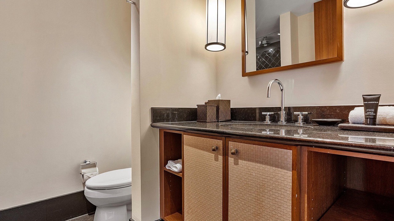 Photo of Bathroom in City Center