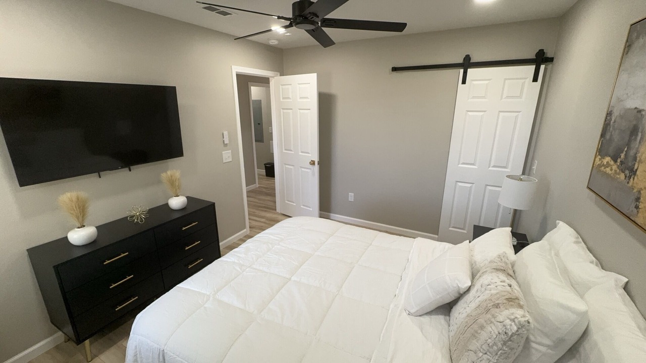 Photo of Bedroom in St. James