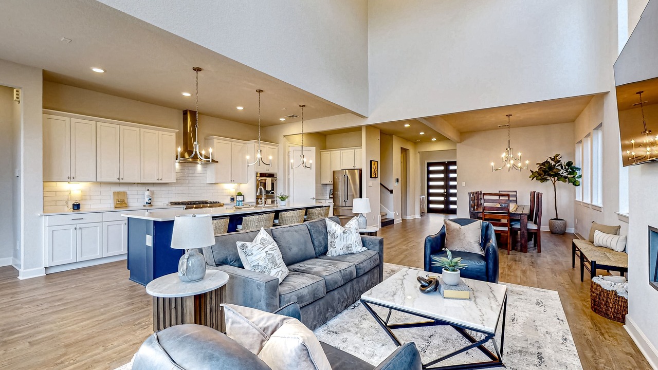 Photo of Livingroom in French Quarter