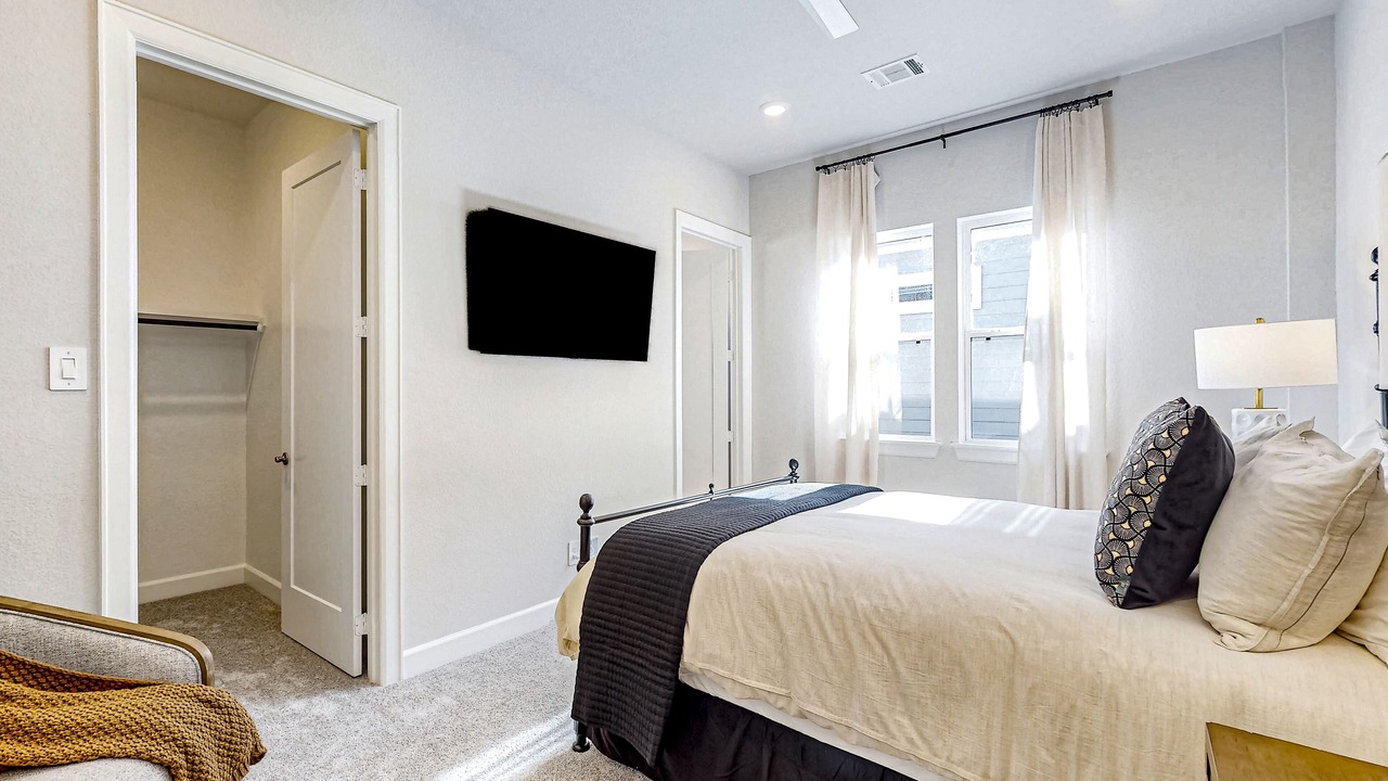 Photo of Bedroom in French Quarter