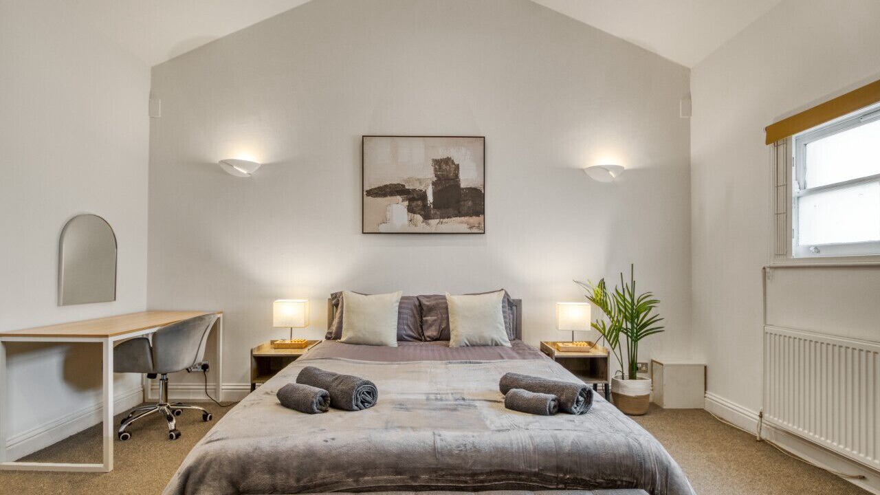 Photo of Bedroom in Bow