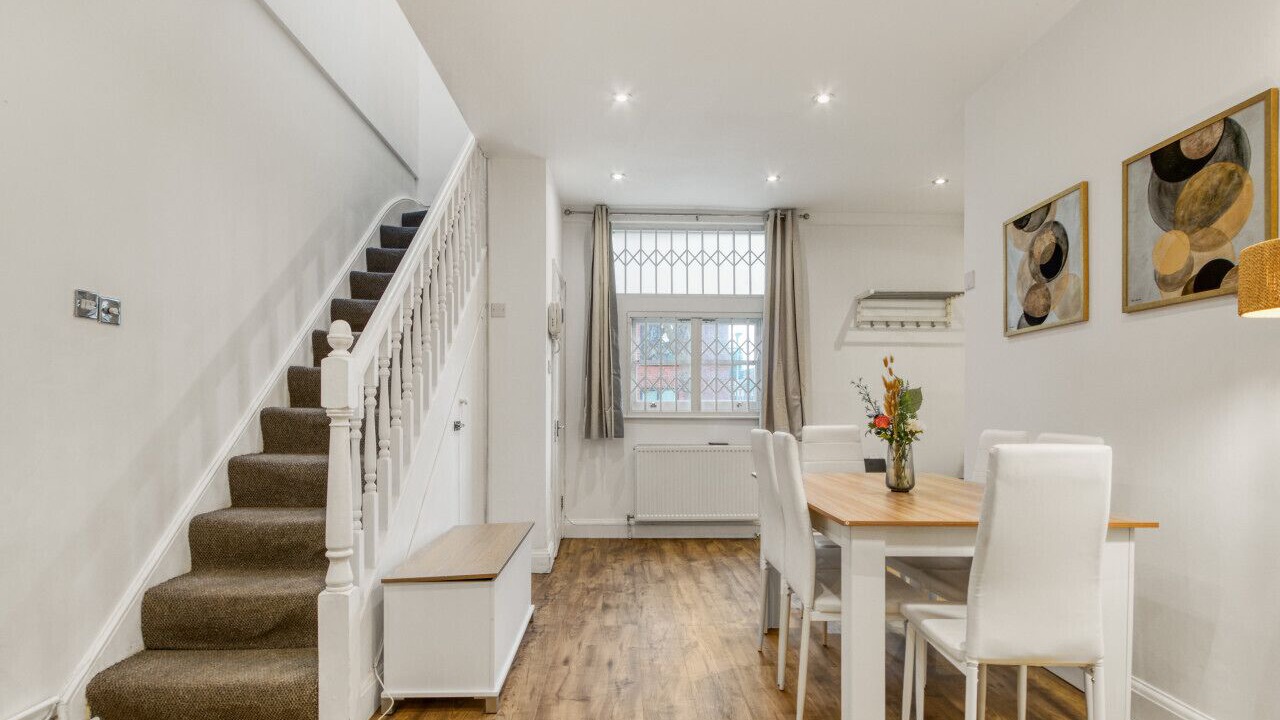 Photo of Others in Bow