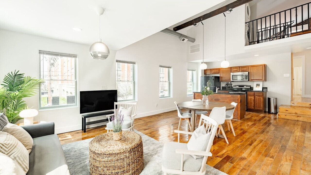 Photo of Livingroom in Pendleton