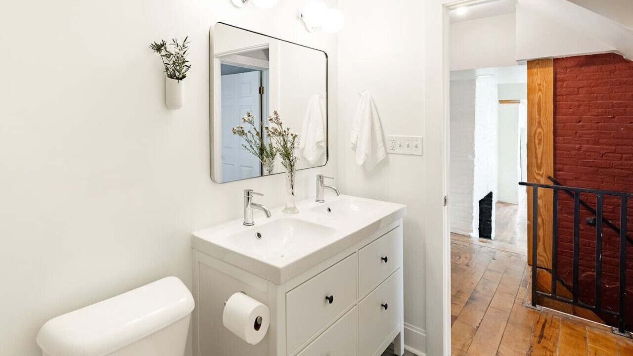 Photo of Bathroom in Pendleton