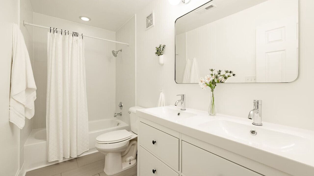 Photo of Bathroom in Pendleton