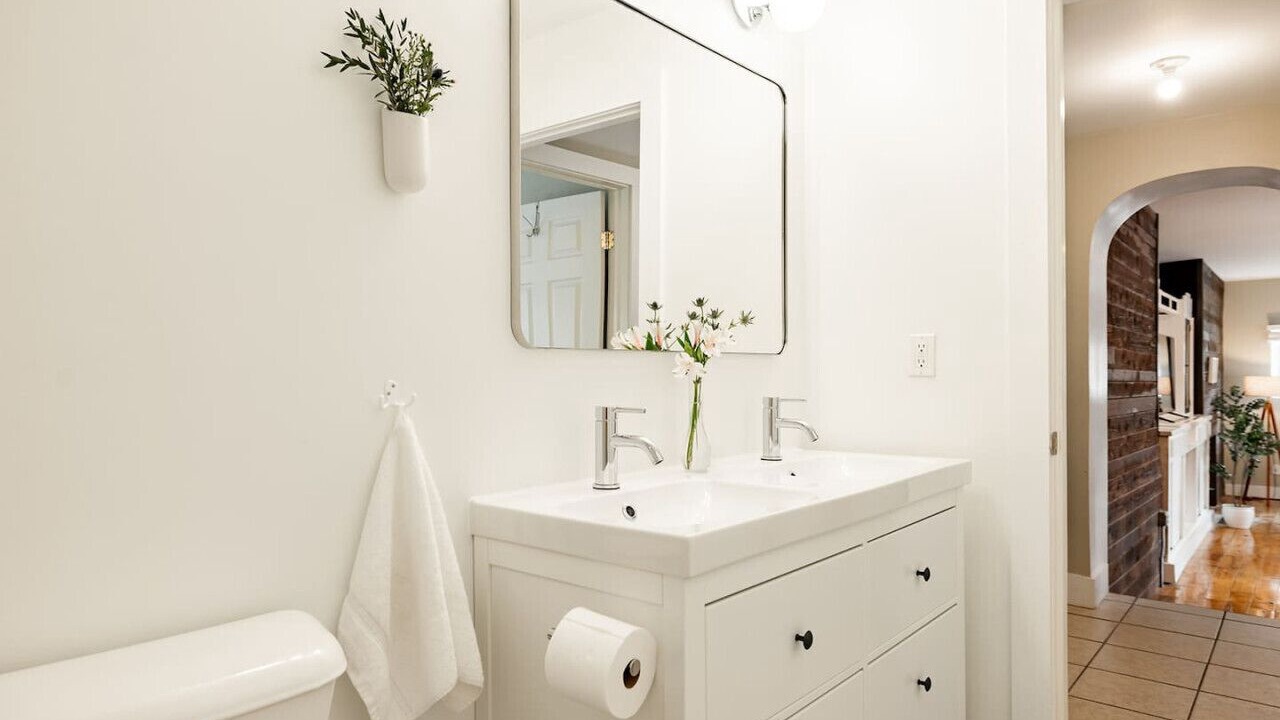 Photo of Bathroom in Pendleton