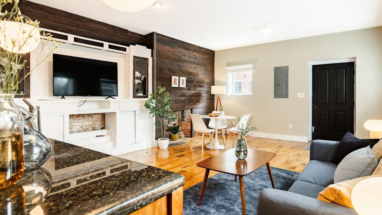 Photo of Livingroom in Pendleton