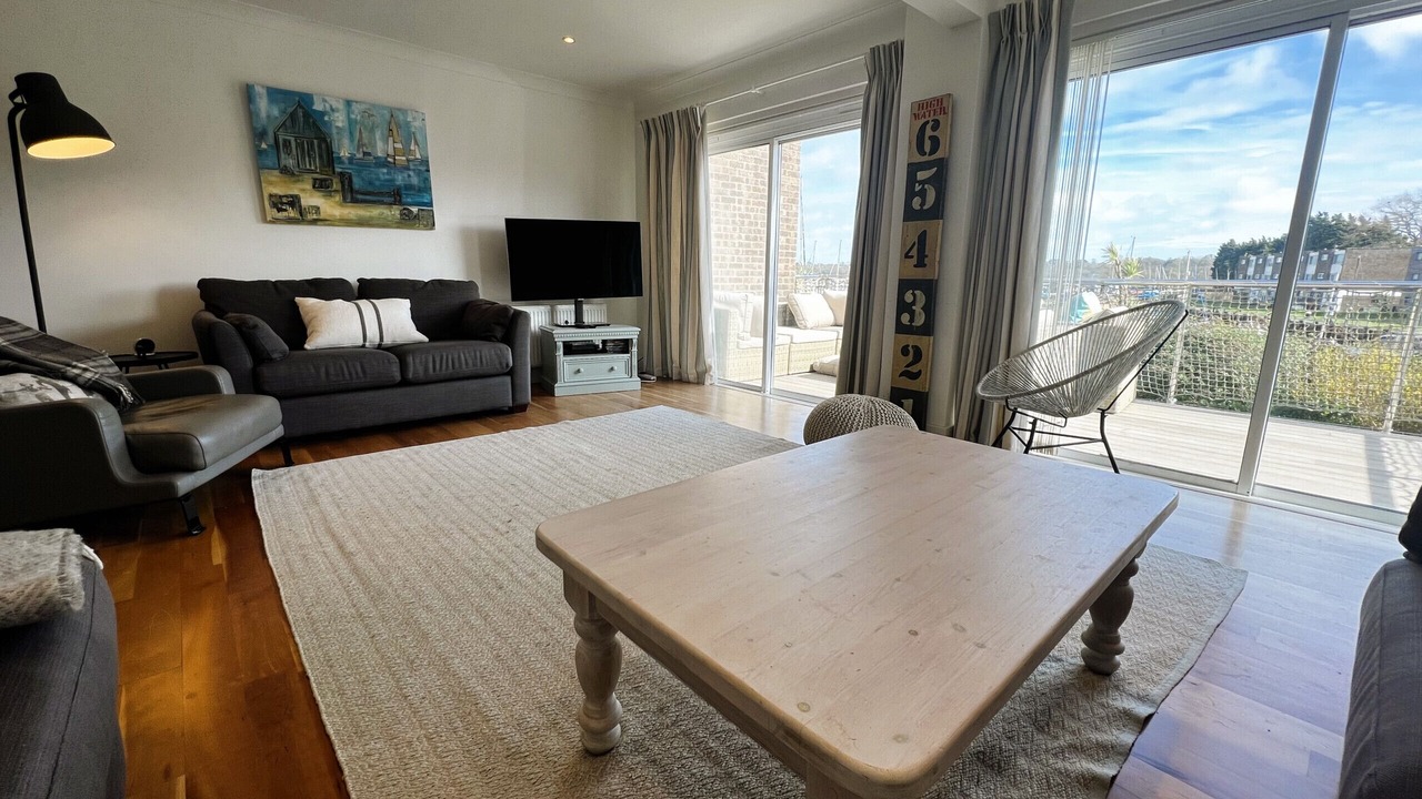 Photo of Livingroom in Ryde