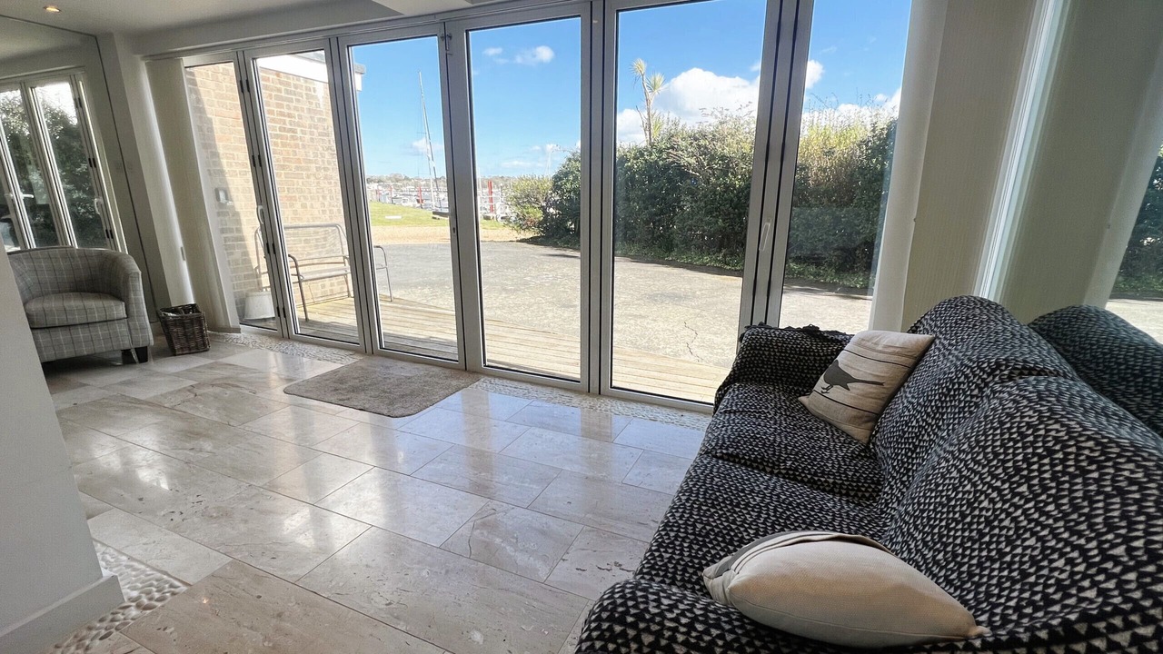 Photo of Livingroom in Ryde