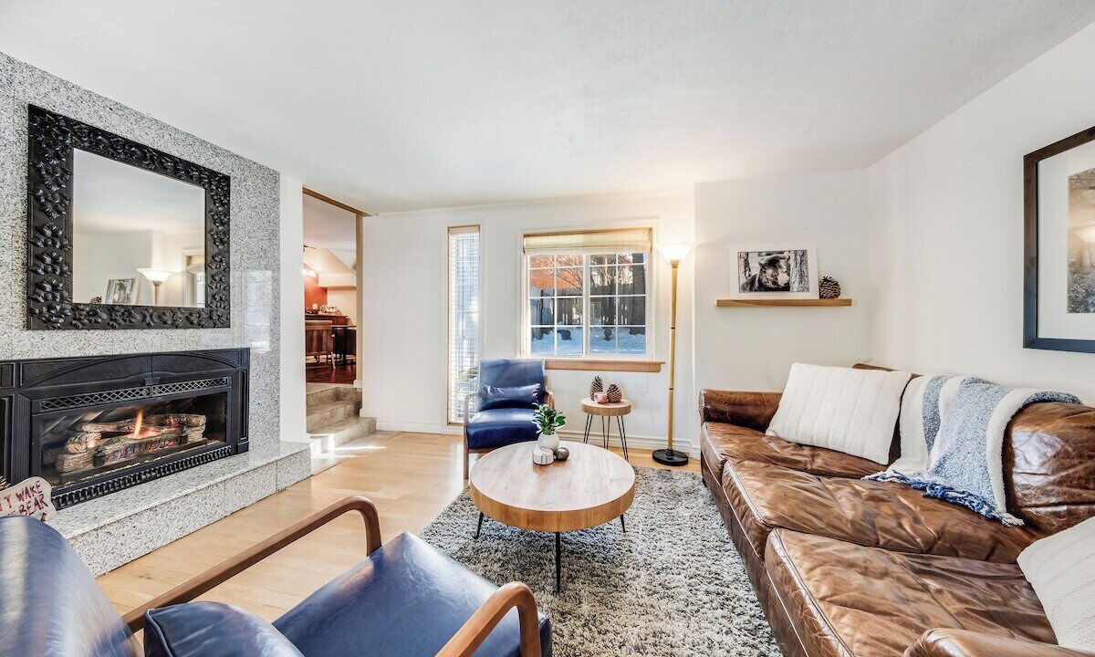 Photo of Livingroom in Lower Kingsbury