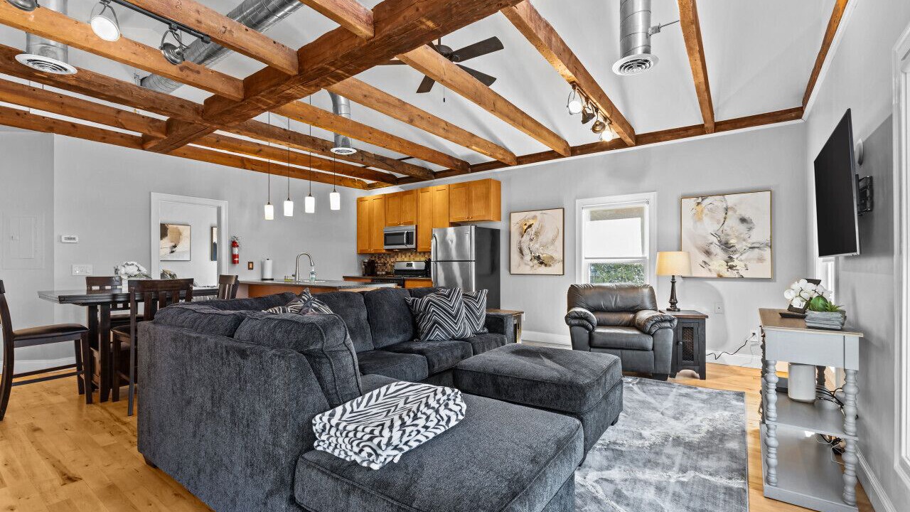 Photo of Livingroom in Old North End