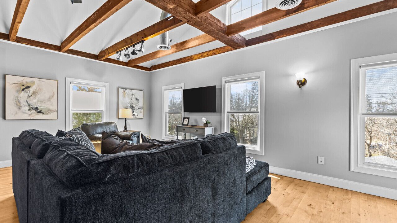 Photo of Livingroom in Old North End