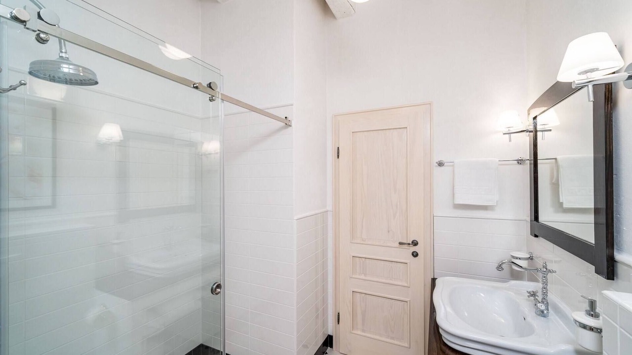 Photo of Bathroom in Molunat