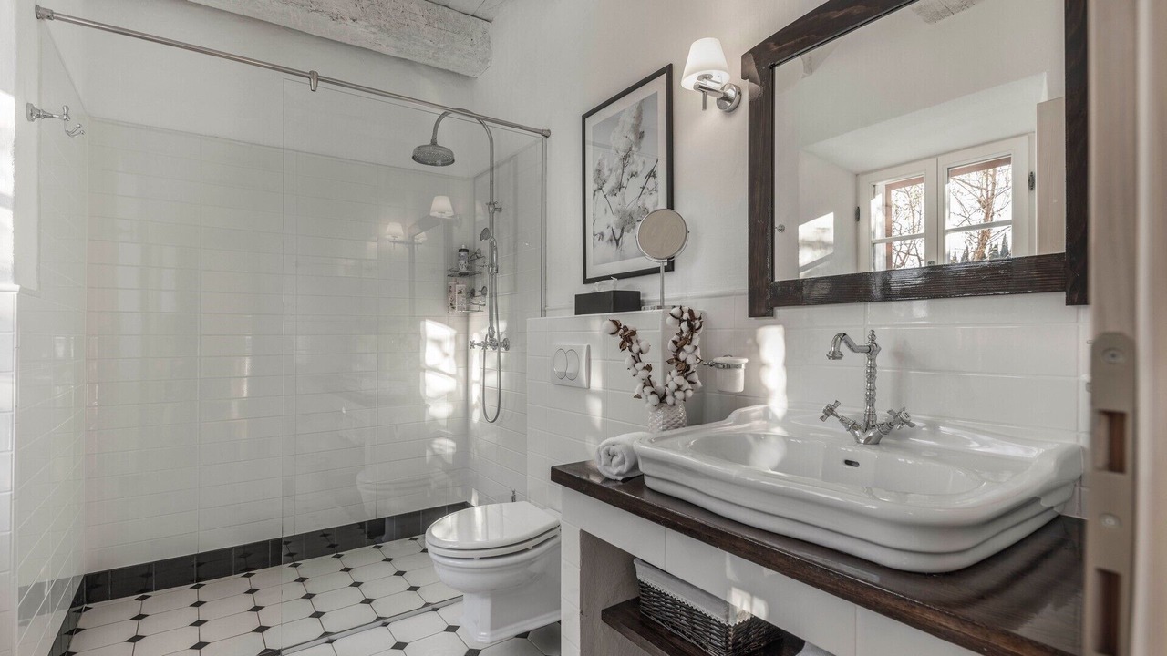 Photo of Bathroom in Molunat