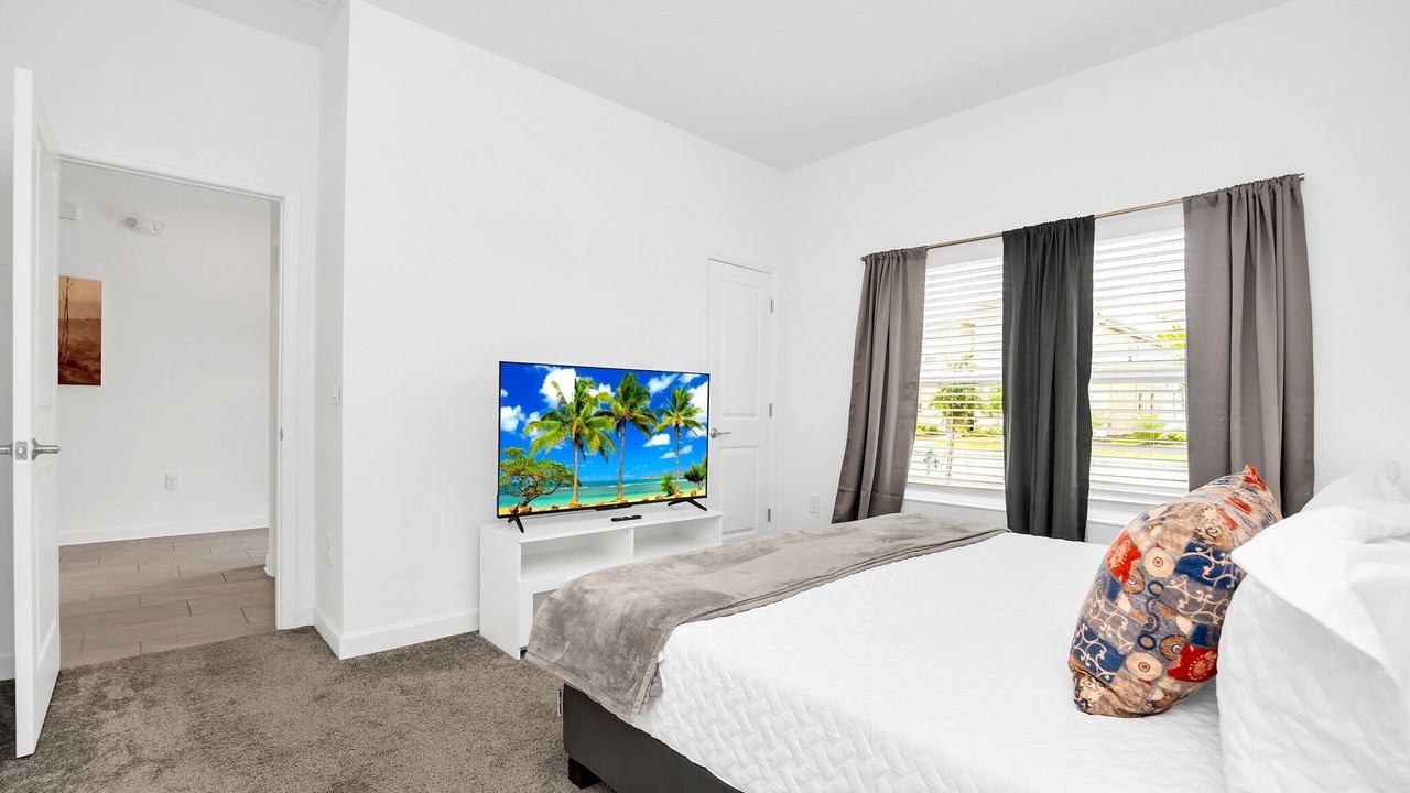 Photo of Bedroom in Bay Lake
