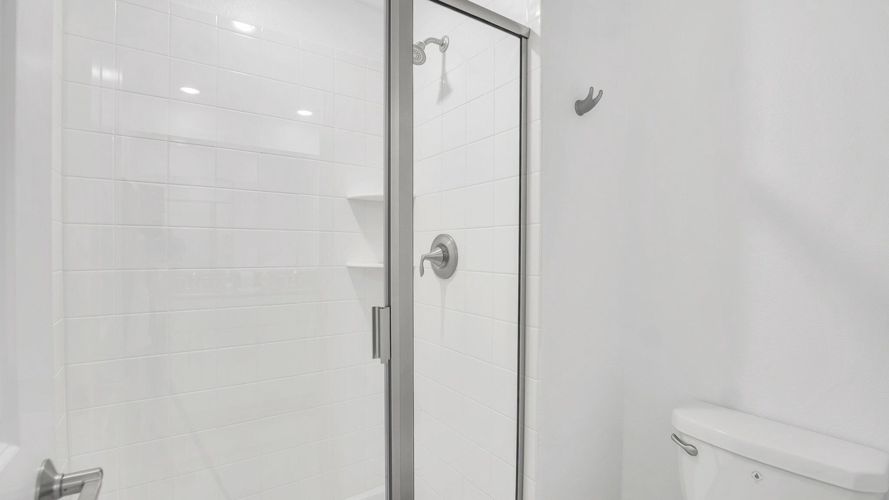 Photo of Bathroom in Bay Lake