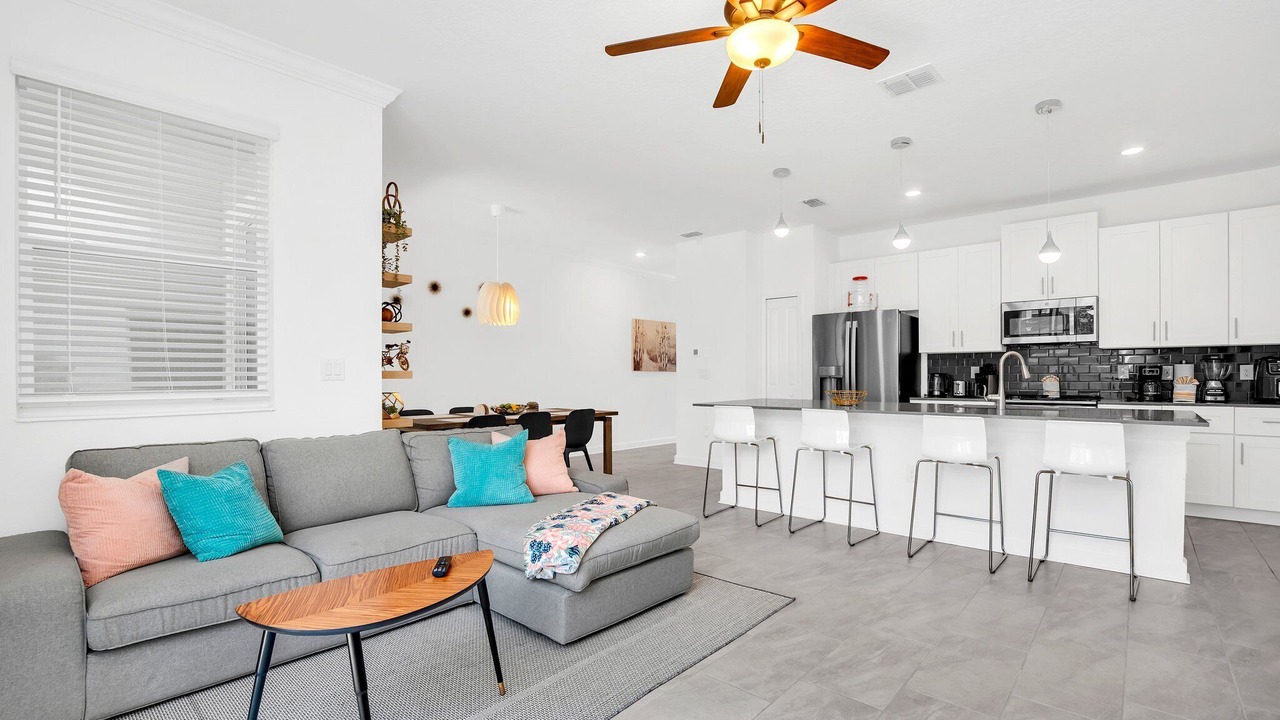 Photo of Livingroom in Bay Lake