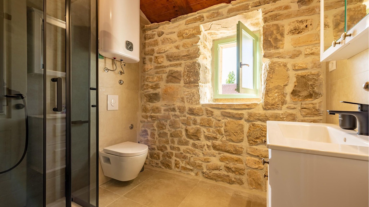 Photo of Bathroom in Pristeg