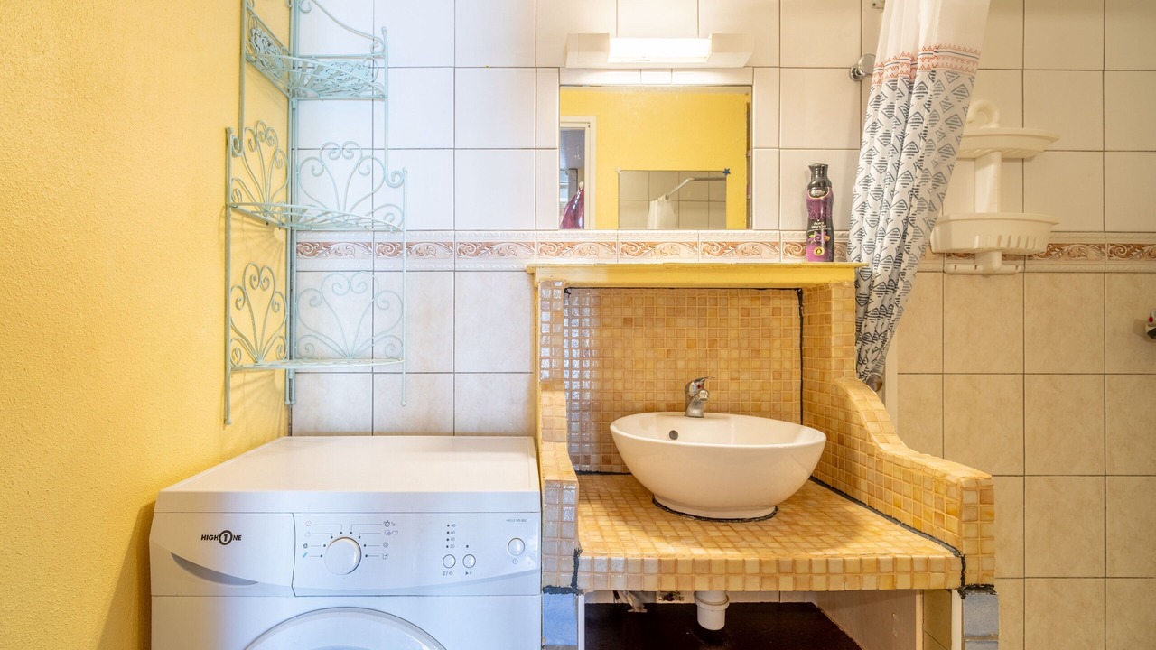 Photo of Bathroom in Les Cabanes de Fleury