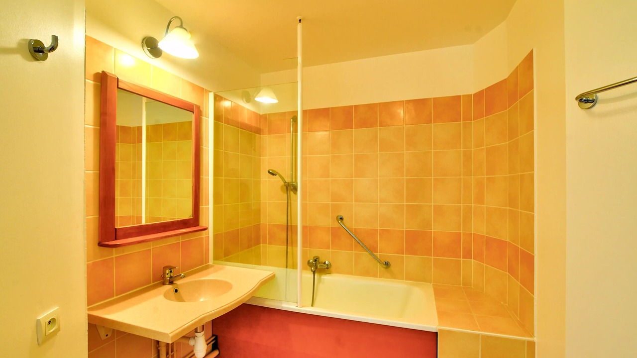 Photo of Bathroom in Monflanquin