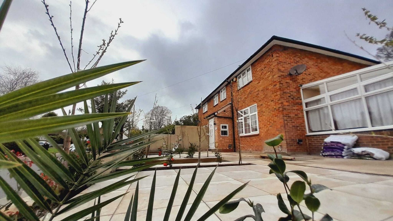 Photo of Outdoor in Cray Valley West