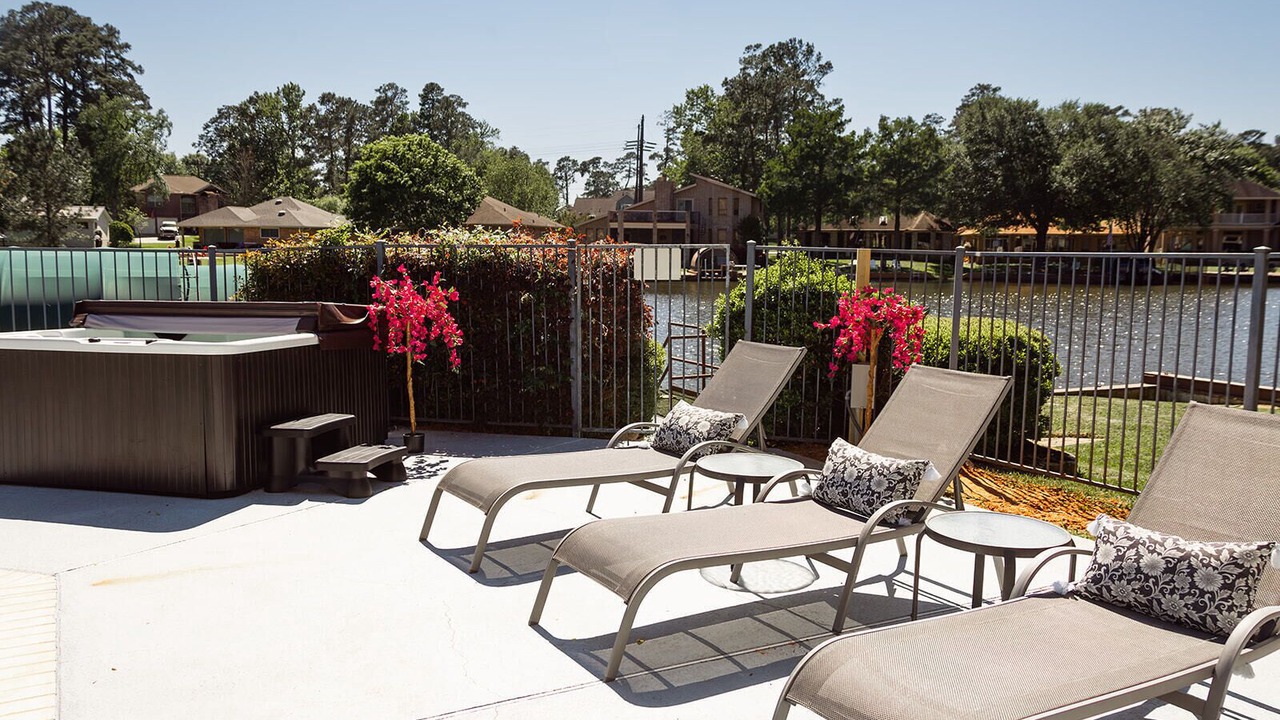 Photo of Outdoor in Walden on Lake Conroe