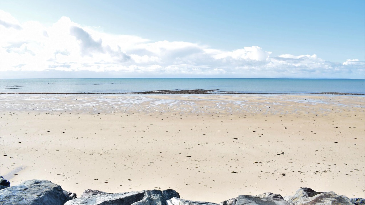 Photo of Others in Dangy