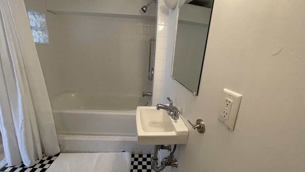 Photo of Bathroom in Lenox