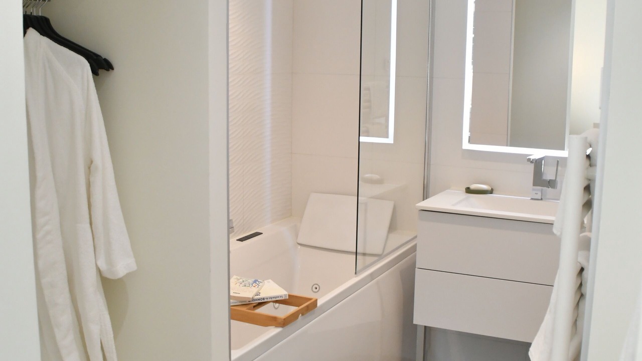 Photo of Bathroom in Piolenc
