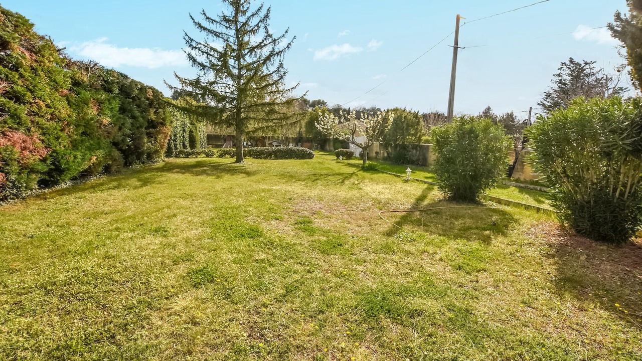 Photo of Others in Loriol-du-Comtat