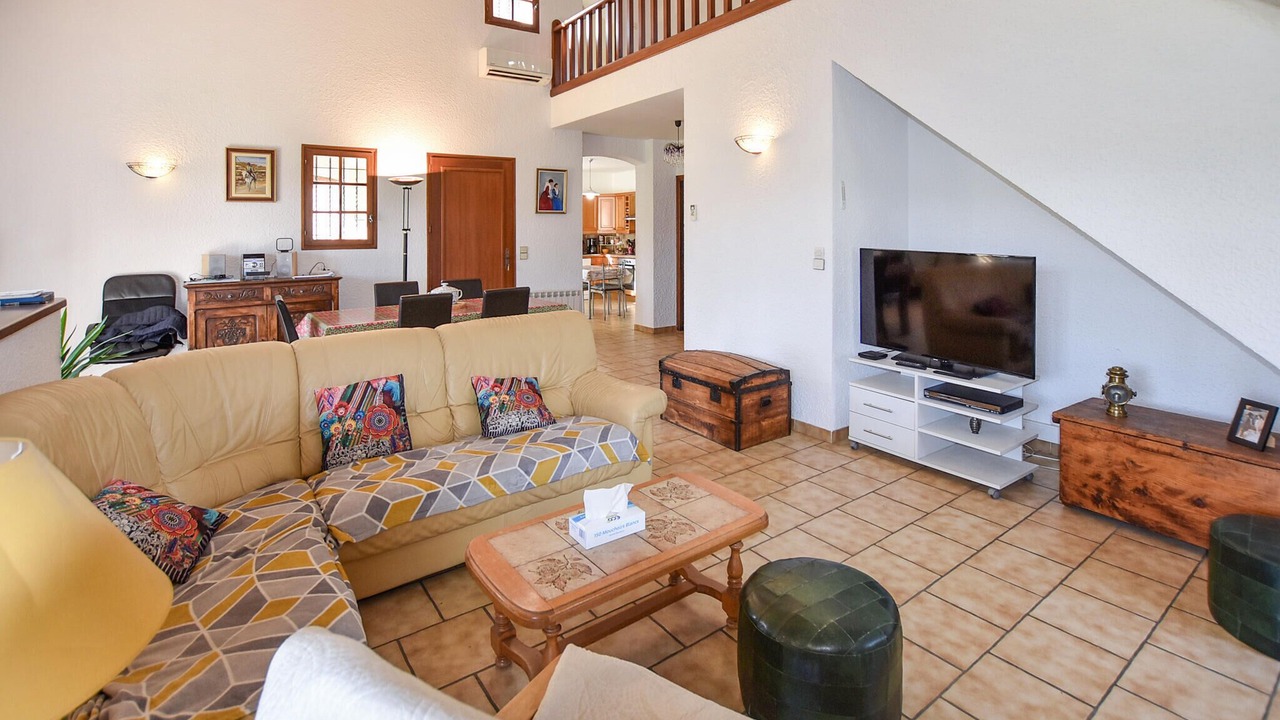 Photo of Bedroom in Loriol-du-Comtat