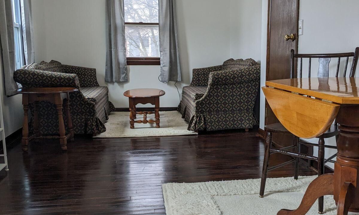 Photo of Livingroom in Seneca Falls