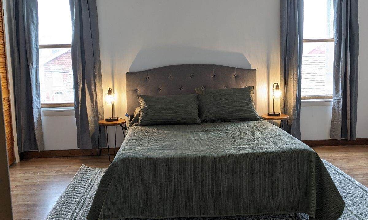 Photo of Bedroom in Seneca Falls