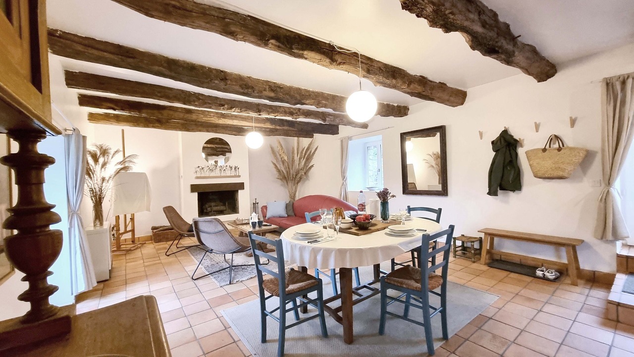 Photo of Others in Locoal-Mendon