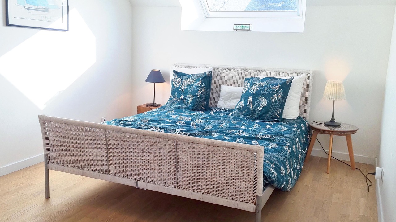 Photo of Bedroom in Locoal-Mendon