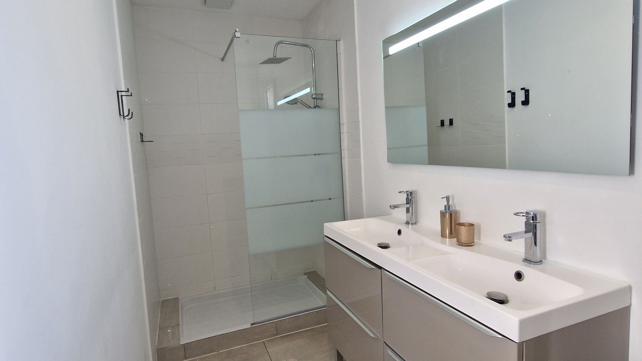 Photo of Bathroom in La Membrolle-sur-Choisille