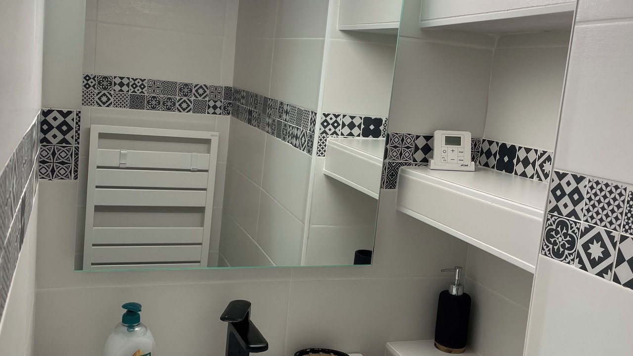 Photo of Bathroom in Dinan
