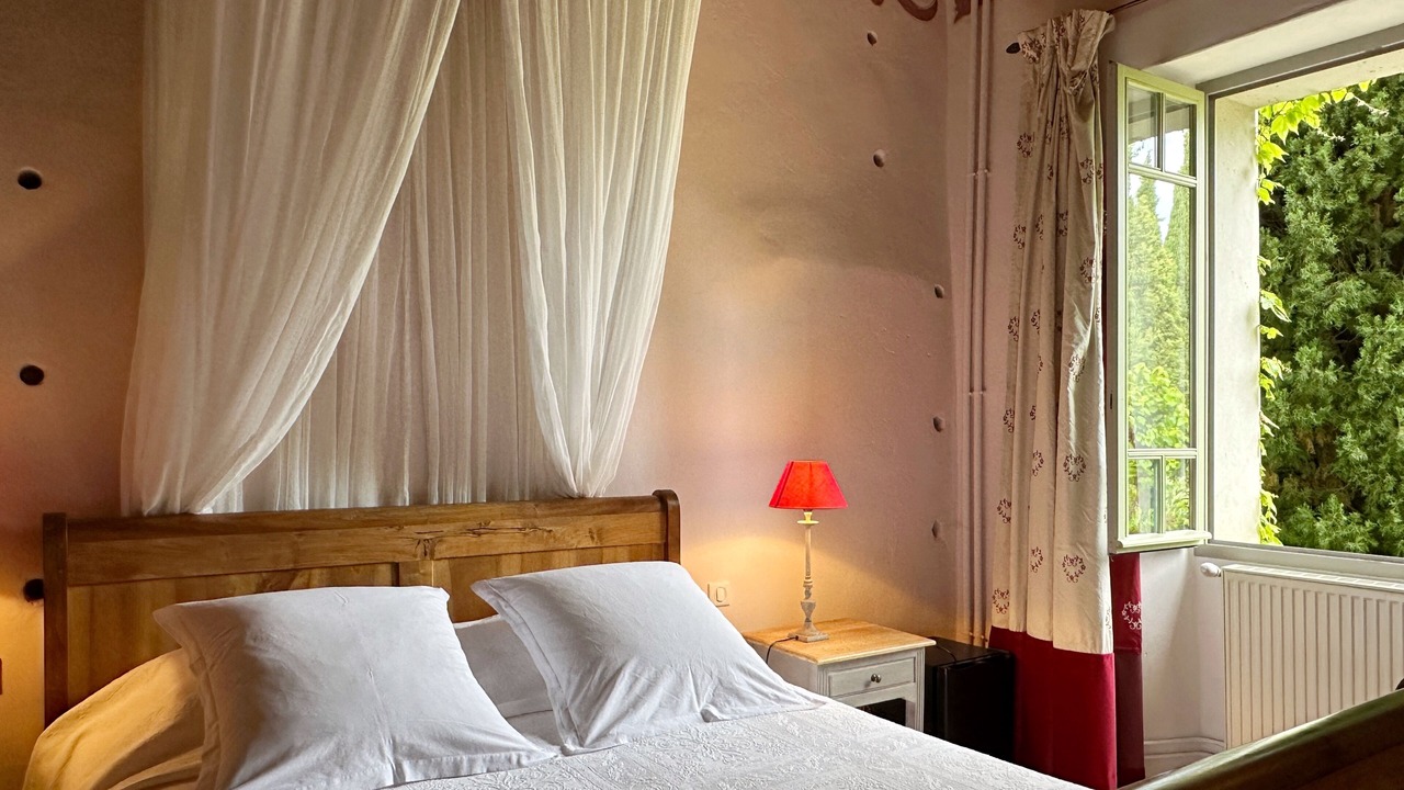 Photo of Bedroom in Vacqueyras
