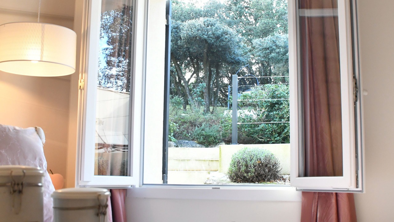 Photo of Bedroom in Piolenc
