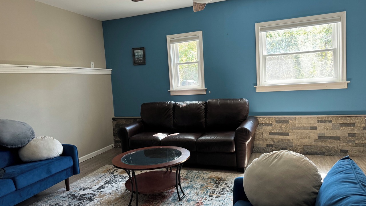 Photo of Livingroom in Canandaigua