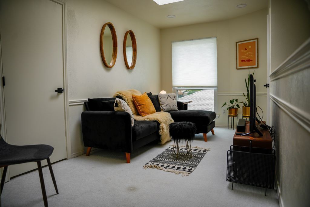 Photo of Livingroom in Parker Road Estates