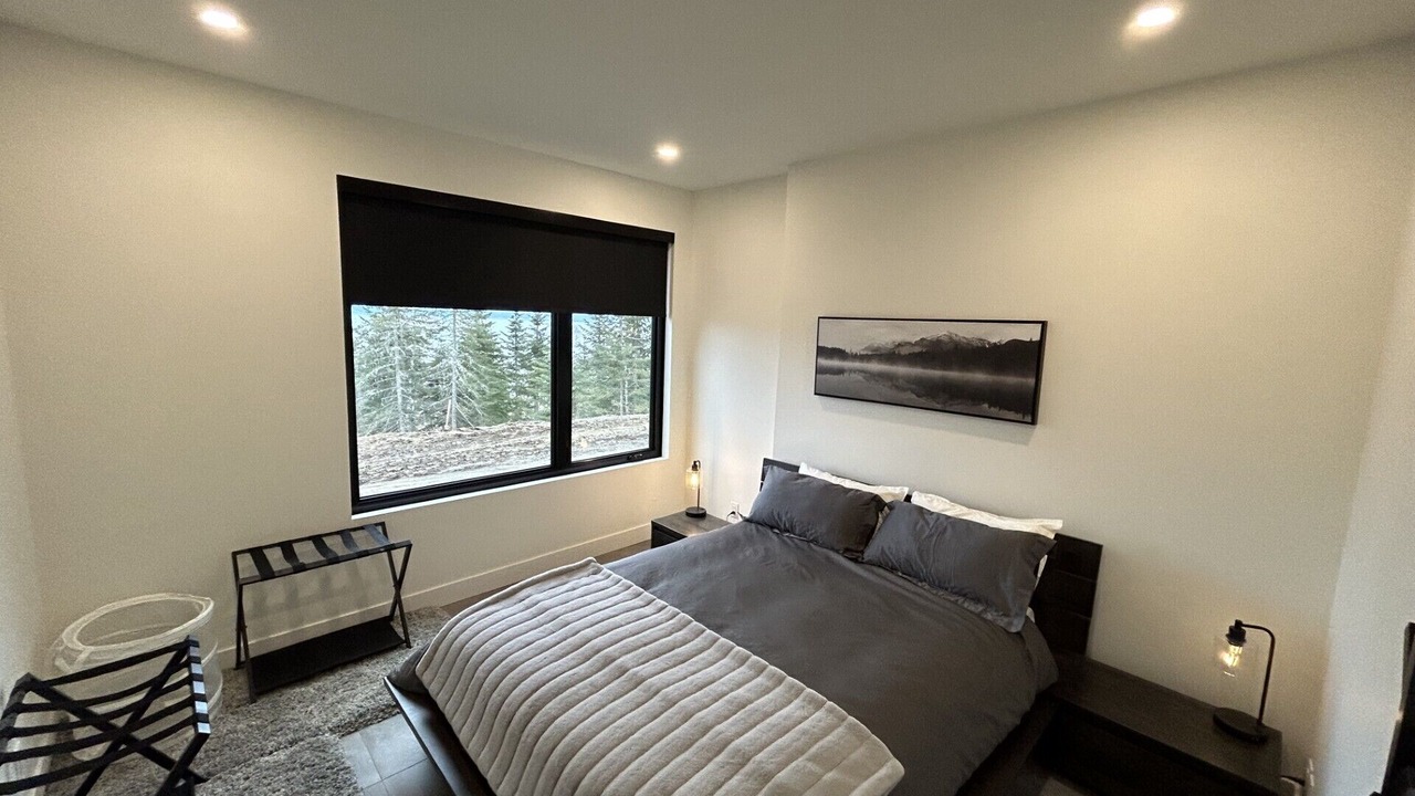 Photo of Bedroom in Petite-Riviere-Saint-Francois