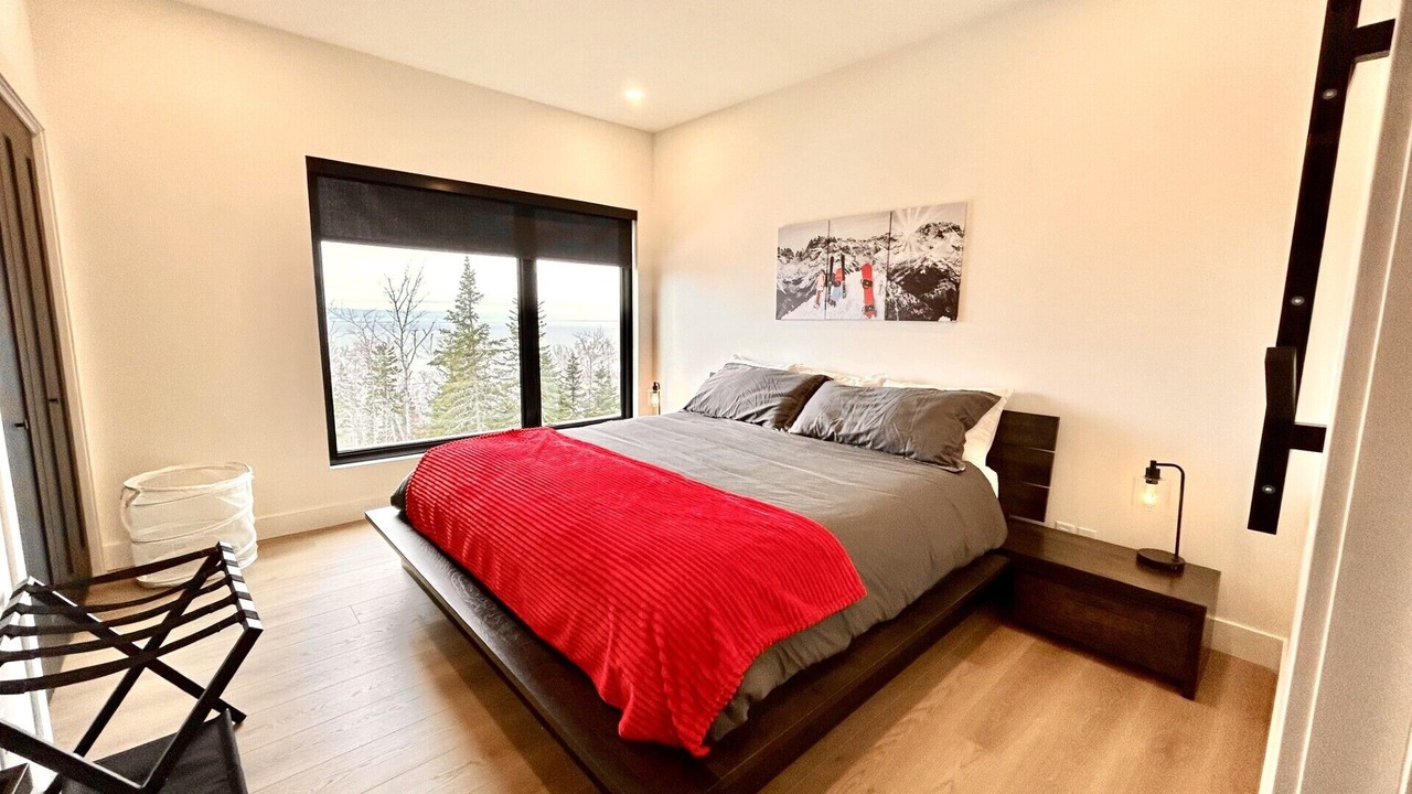 Photo of Bedroom in Petite-Riviere-Saint-Francois