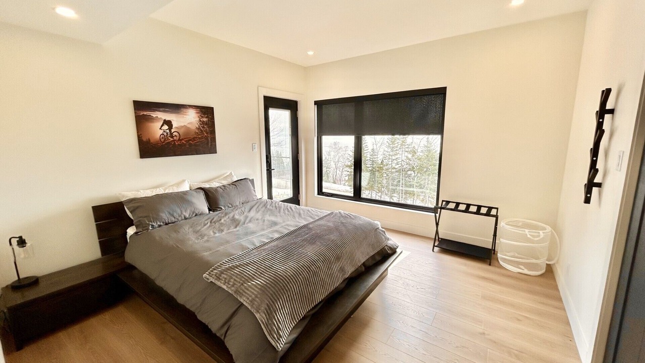 Photo of Bedroom in Petite-Riviere-Saint-Francois