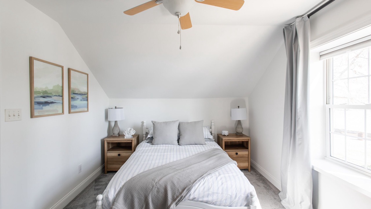 Photo of Bedroom in Deltaville