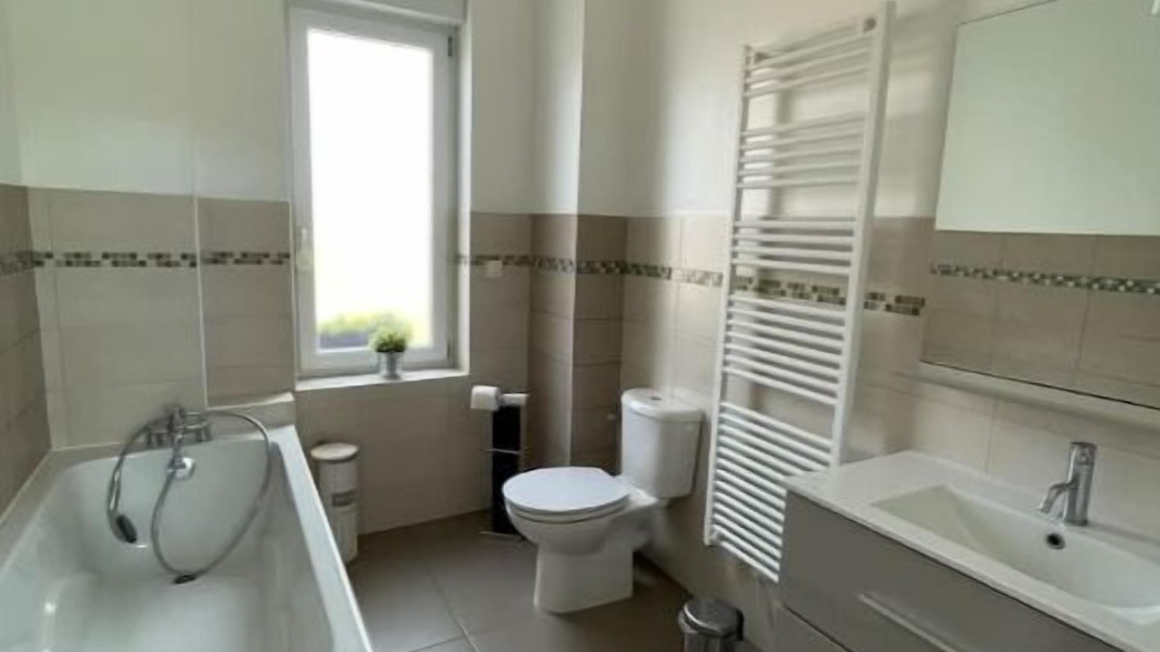 Photo of Bathroom in Civray-de-Touraine