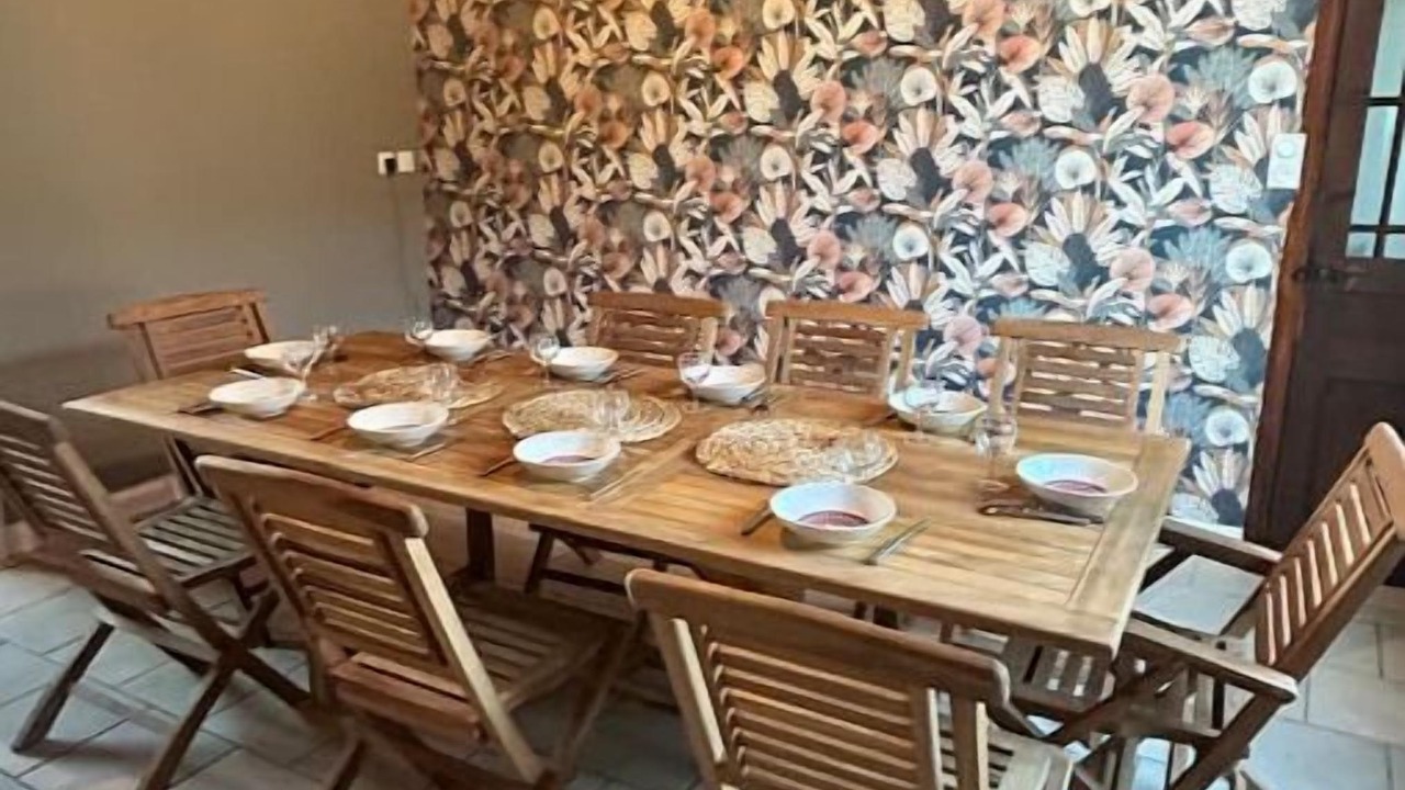 Photo of Others in Elnes