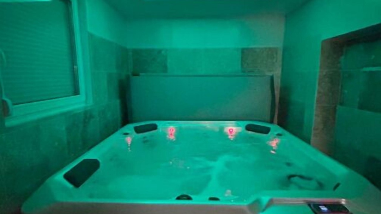 Photo of Others in Elnes